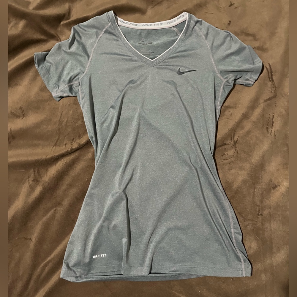 🩶Nike Dri-Fit Tee🩶
